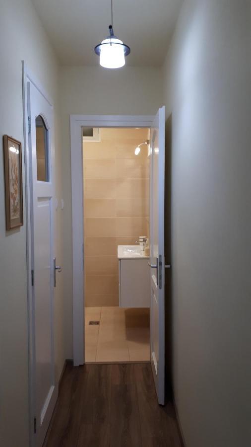 Rozalia Apartman Gyula Exterior photo