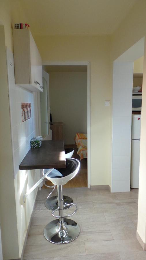 Rozalia Apartman Gyula Exterior photo